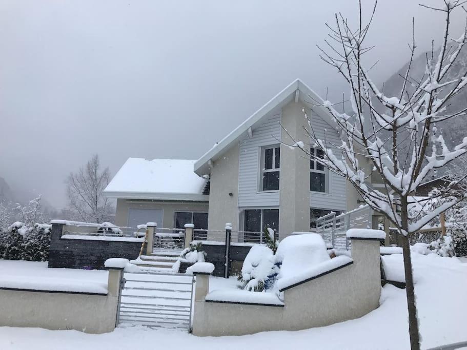 Le Fsi .Confort*Wifi*Parking*Ski - Cure Thermale-Les Lodges De Sandrine La Léchère Exterior foto
